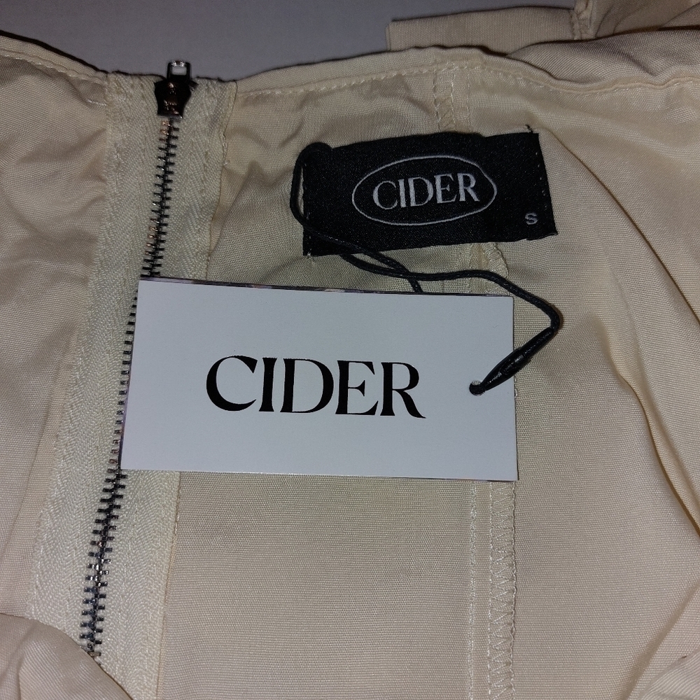 cider LADIES OFF THE SHOULDER CROP TOP- S - Picture 5 of 5